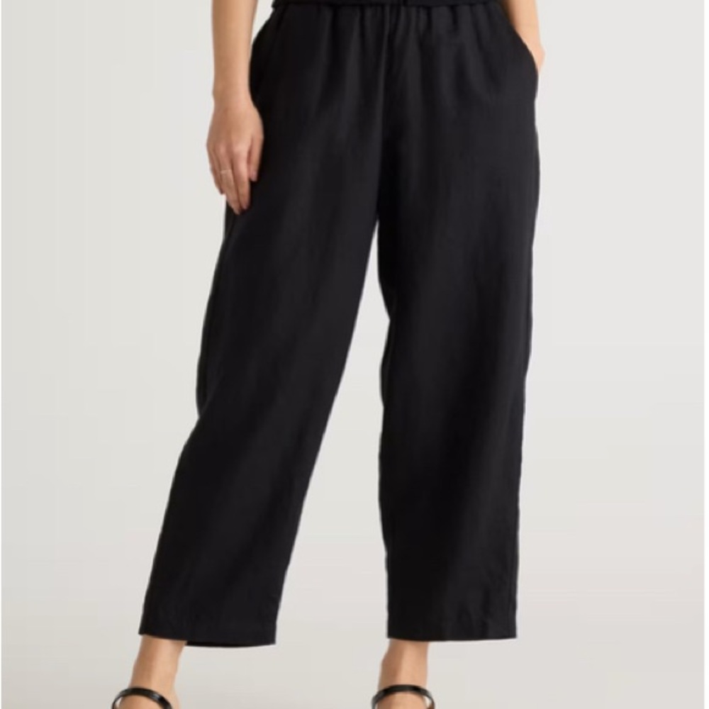 37.) Quince Black Ankle Pants